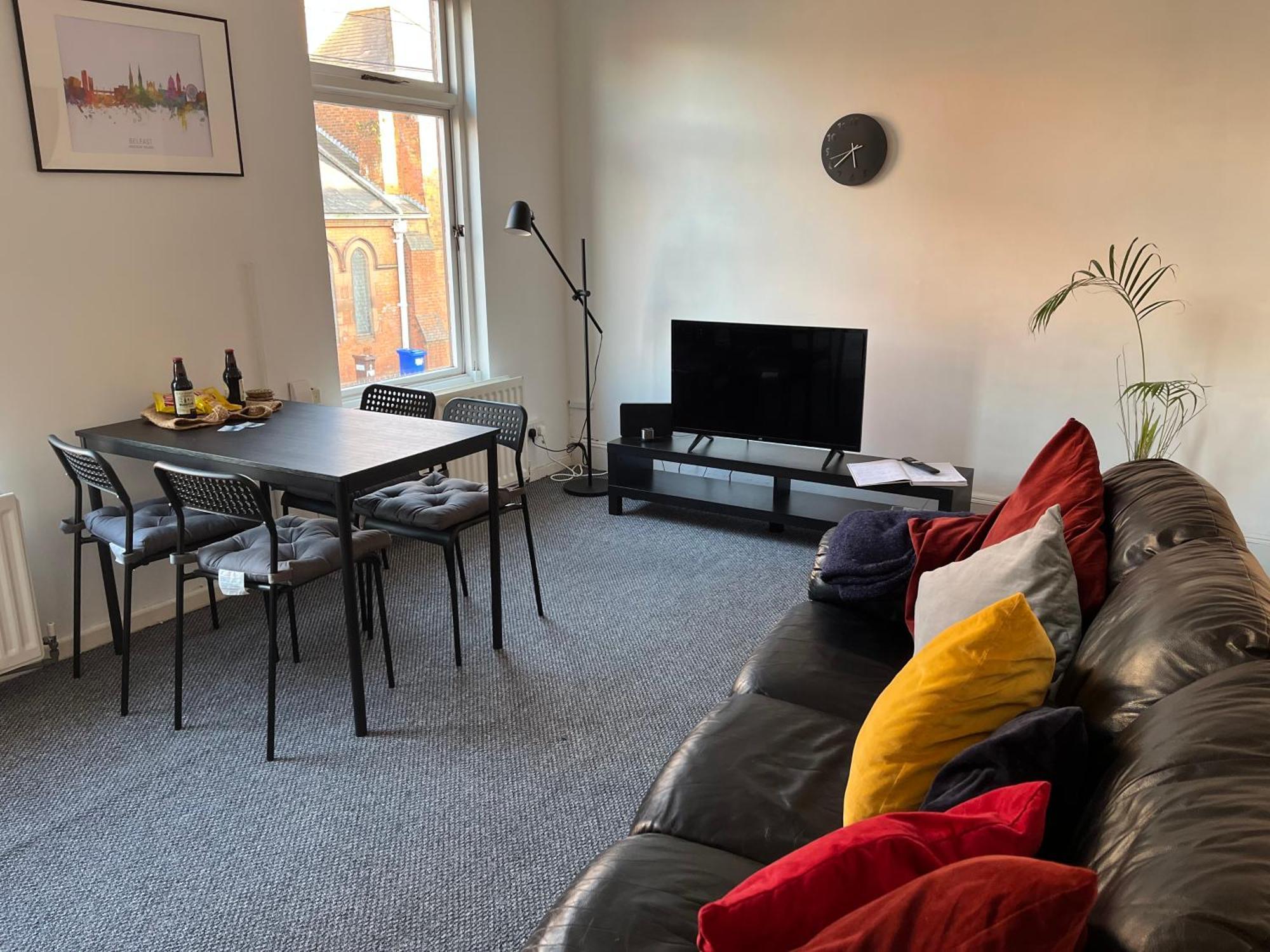 Loganberry Apartment Belfast Buitenkant foto